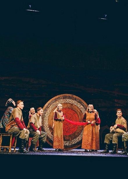 Спектакль «Алтын алка / Золотая шашка»